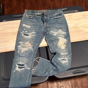 American Eagle 33x30 distressed slim fit jeans in great condition